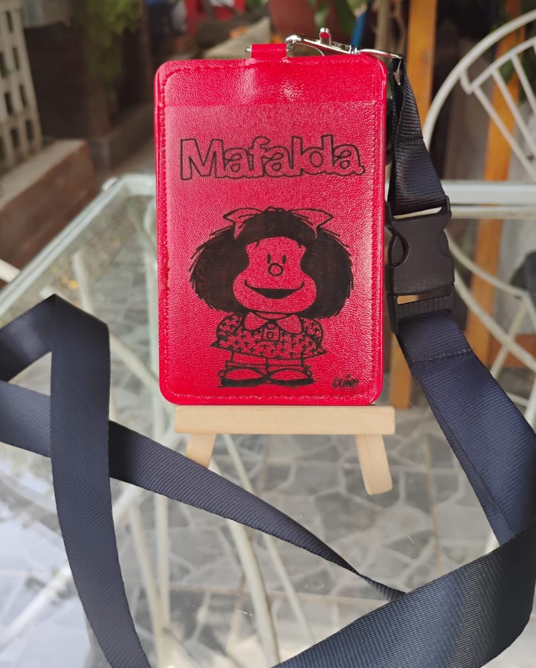 Mafalda- portacredencial cuero