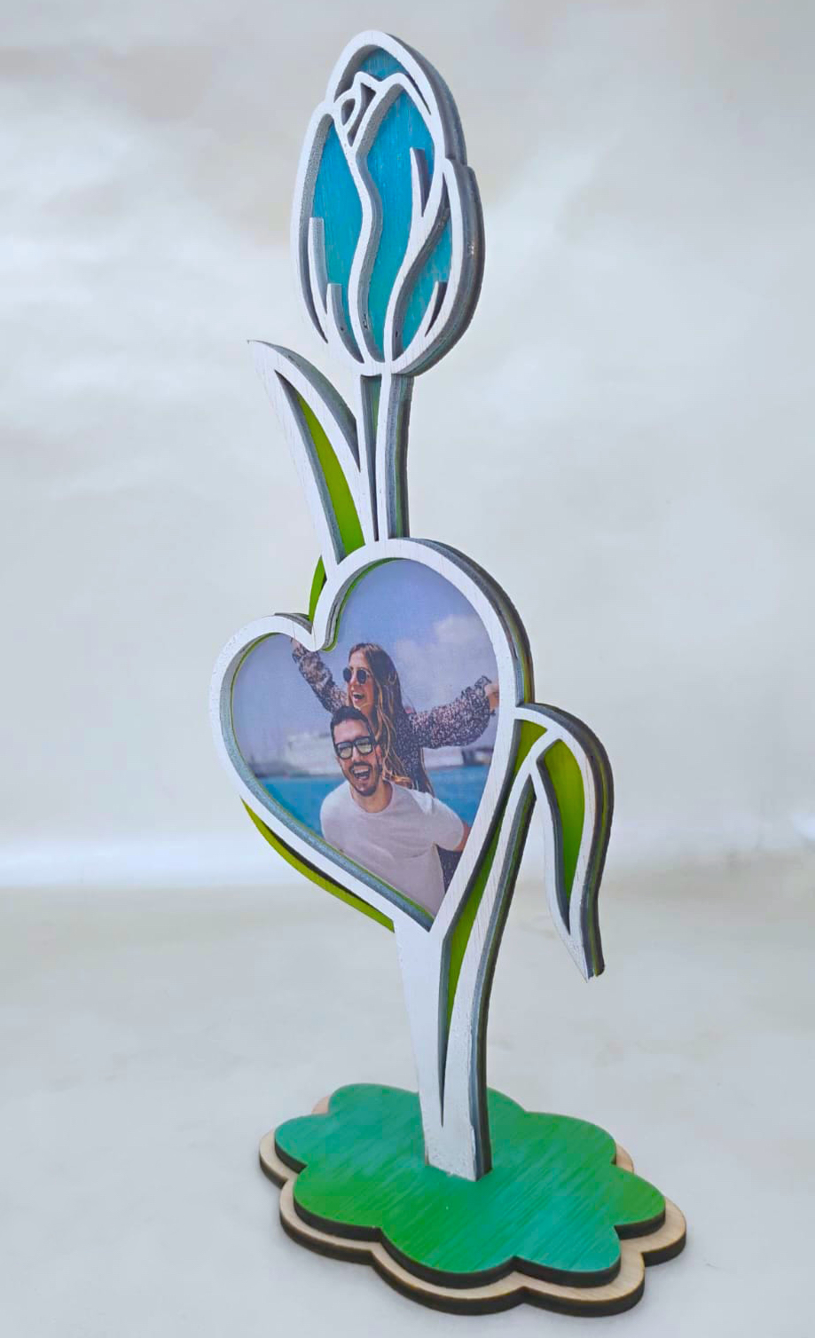 Porta Retrato tulipan con Corazón – Personalizado - Imagen 2