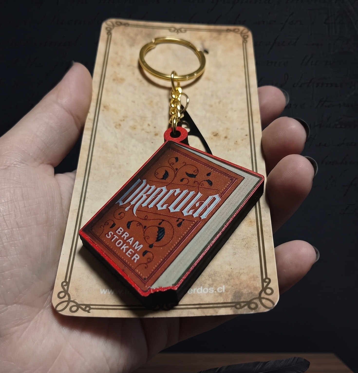 Dracula Bram stoker llavero madera - Imagen 2